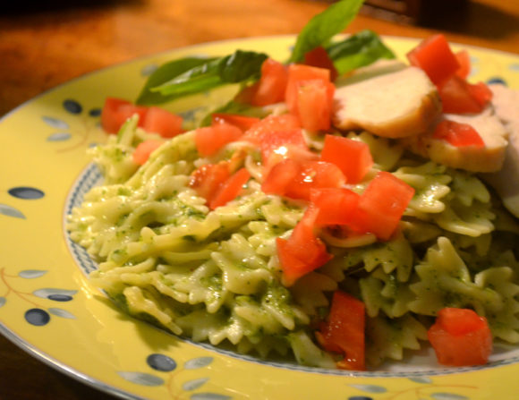 plated-pesto-pasta-with-chicken-with-basil-garnish05